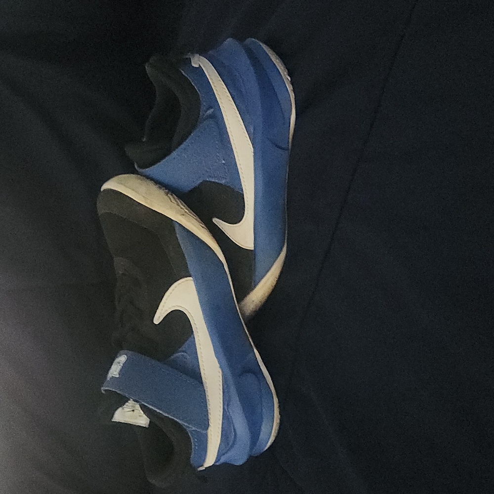 Kids Nike shoes